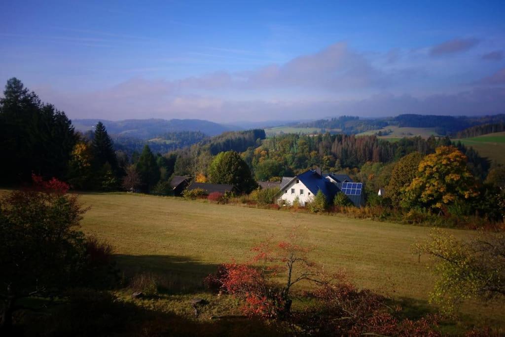 Komfort-Ferienwohnung Auf Der Eulenburg Grafengehaig Екстер'єр фото